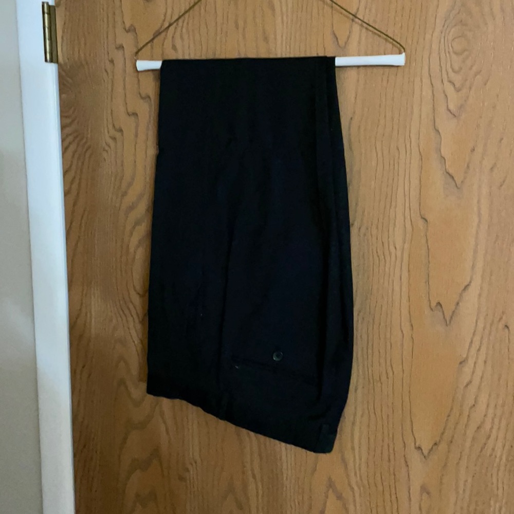Men’s black dress pants